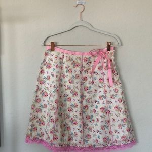 Cute vintage-look Forever 21 skirt